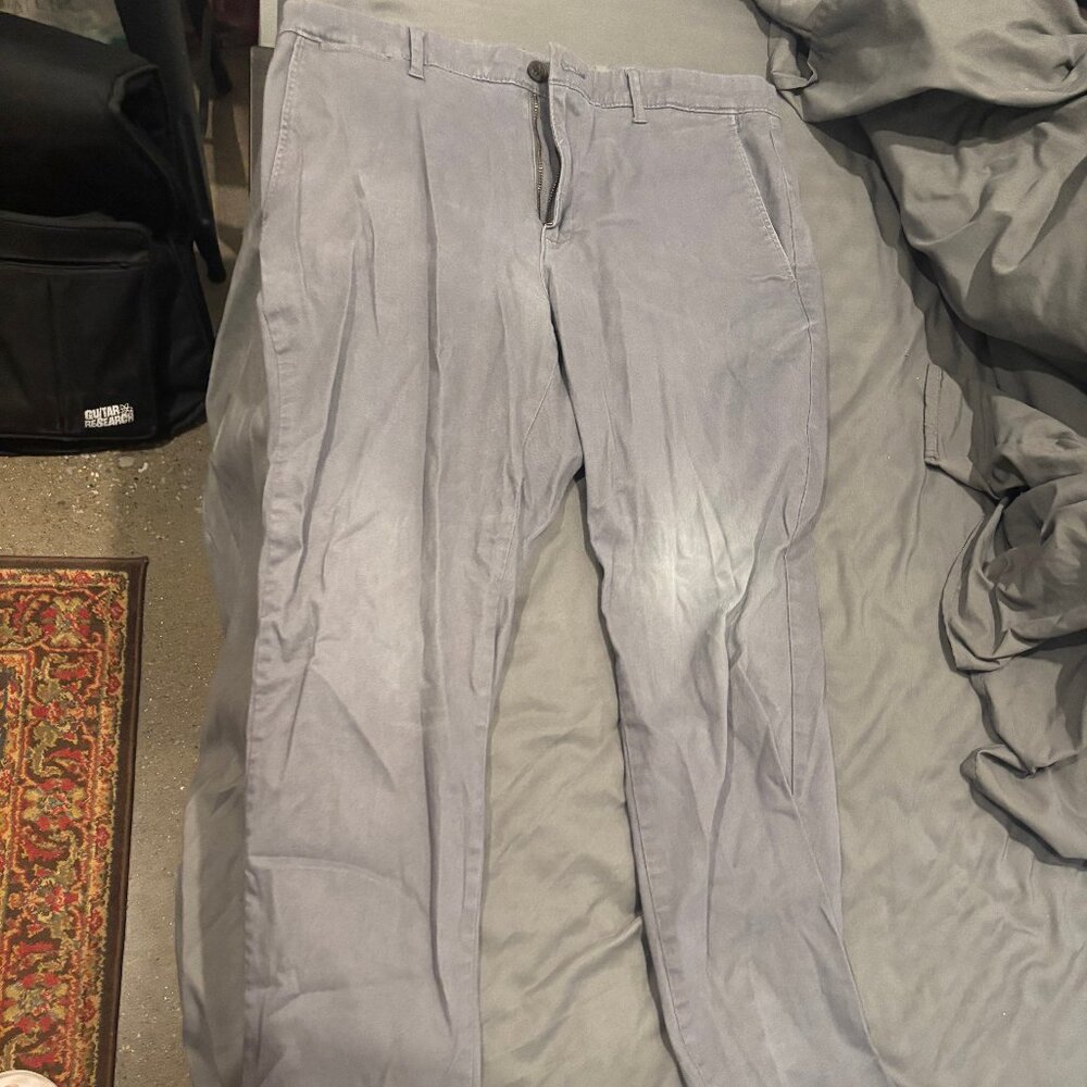 Amazon Essentials Chinos Gray 36x30